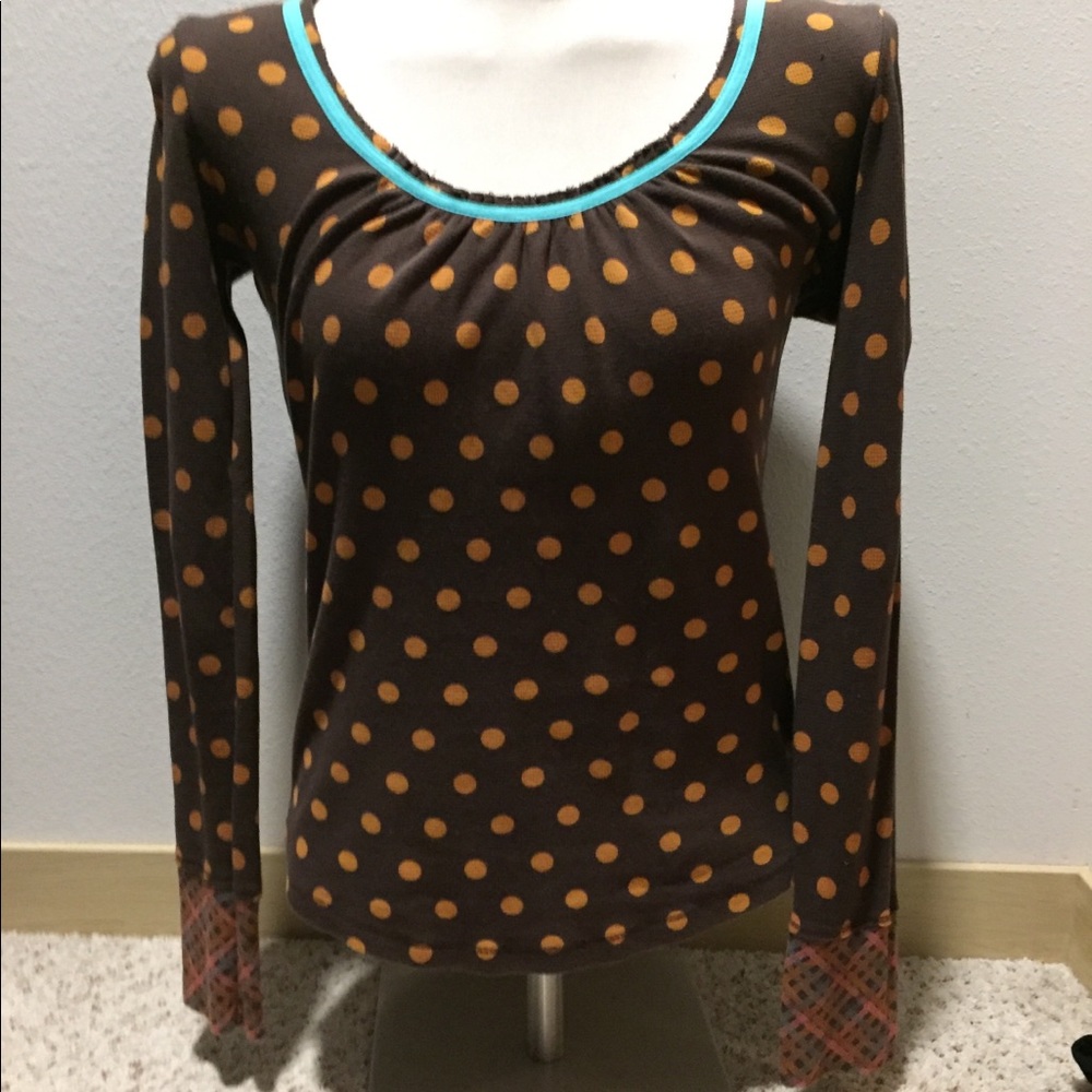 Polka dot top